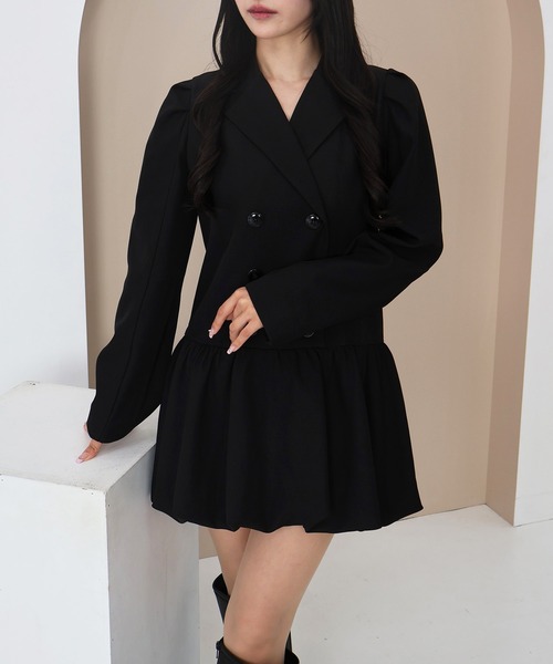 SOELA(ソエラ)の「トレンチバルーン長袖ミニワンピース(ワンピース・レディース・チャコールグレー/ブラック・M)」の7枚目の写真