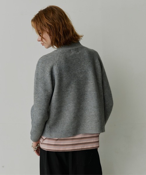 uchi.(ウチ)の「ダブルジップハイネックリブニットカーディガン(ニット/セーター・レディース・オフホワイト/グレー/レッド・FREE)」の21枚目の写真