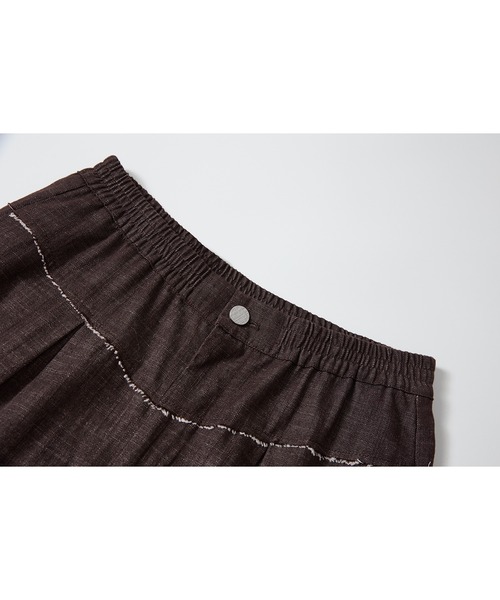 tageechita（タジチタ）の「【tageechita】切り替えライン ドロストワイドパンツ（スラックス・レディース・アイボリー/ブラウン・M/S/L）」の10枚目の写真