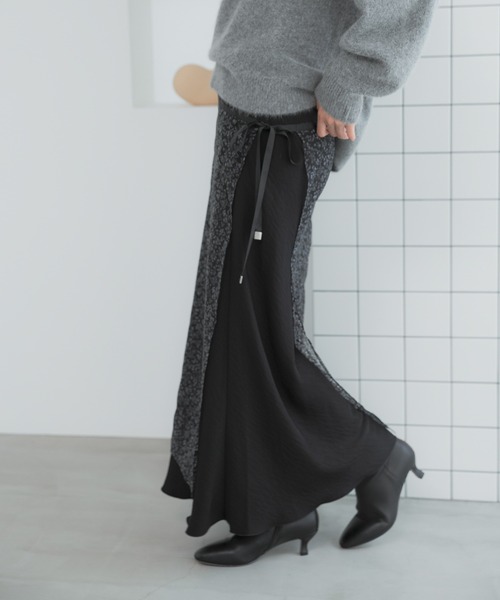 URBAN RESEARCH ROSSO WOMEN(アーバンリサーチ ロッソ)の「スモールフラワープリントラップスカート(スカート・レディース・ブラック系その他/イエロー・FREE)」の4枚目の写真