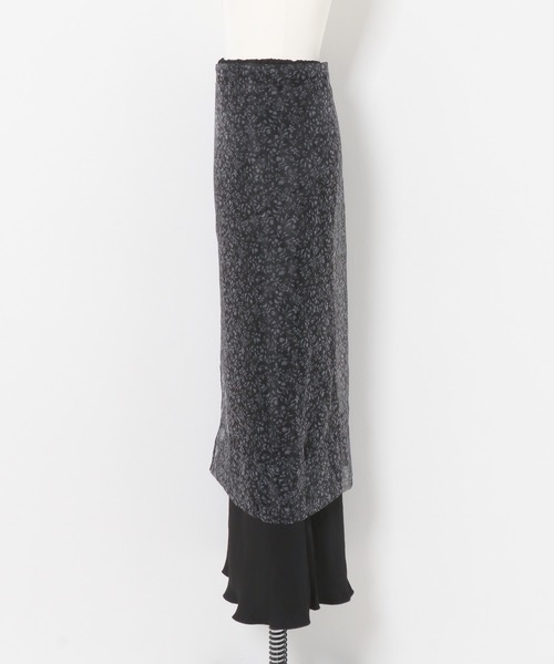 URBAN RESEARCH ROSSO WOMEN(アーバンリサーチ ロッソ)の「スモールフラワープリントラップスカート(スカート・レディース・ブラック系その他/イエロー・FREE)」の15枚目の写真