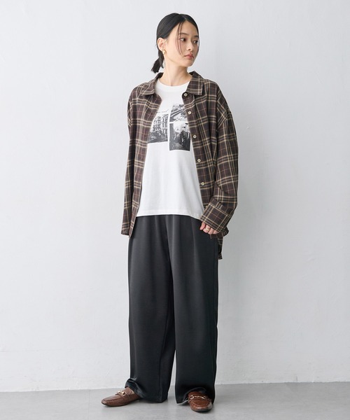 anyfee(エニフィー)の「【anyfee/大きいサイズ】リラックスフィットチェック柄シャツ(シャツ/ブラウス・レディース・ダークブラウン/ネイビー・LL/3L/5L/4L)」の5枚目の写真