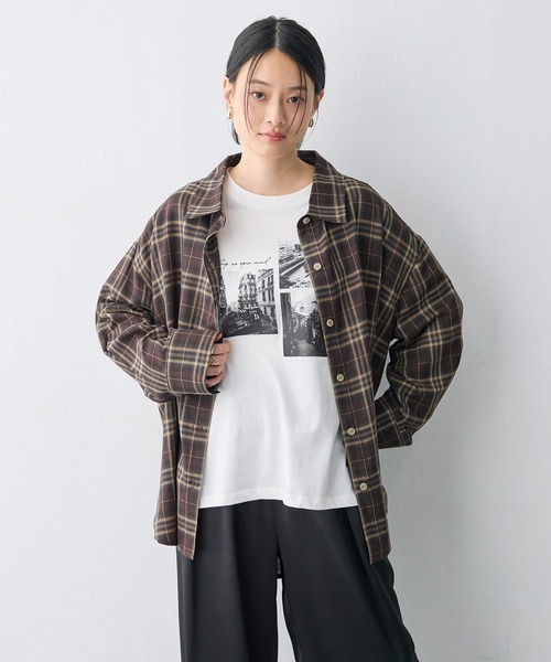 anyfee(エニフィー)の「【anyfee/大きいサイズ】リラックスフィットチェック柄シャツ(シャツ/ブラウス・レディース・ダークブラウン/ネイビー・LL/3L/5L/4L)」の7枚目の写真