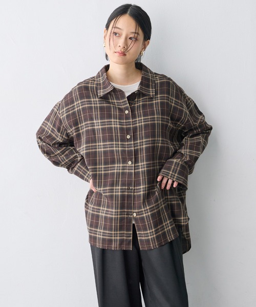 anyfee(エニフィー)の「【anyfee/大きいサイズ】リラックスフィットチェック柄シャツ(シャツ/ブラウス・レディース・ダークブラウン/ネイビー・LL/3L/5L/4L)」の12枚目の写真