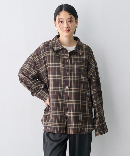 anyfee(エニフィー)の「【anyfee/大きいサイズ】リラックスフィットチェック柄シャツ(シャツ/ブラウス・レディース・ダークブラウン/ネイビー・LL/3L/5L/4L)」の13枚目の写真