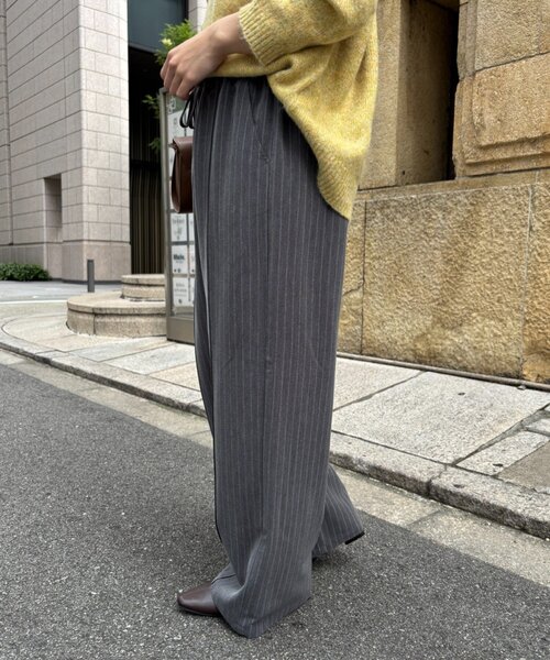 Jena espace merveilleux（ジェナ　エスパスメルヴェイユ）の「ストライプイージーパンツ　秋服（その他パンツ・レディース・ベージュ/グレー・1/2）」の15枚目の写真