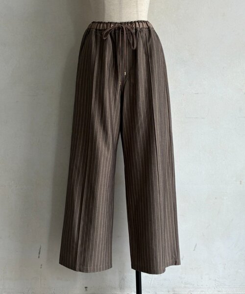 Jena espace merveilleux（ジェナ　エスパスメルヴェイユ）の「ストライプイージーパンツ　秋服（その他パンツ・レディース・ベージュ/グレー・1/2）」の11枚目の写真