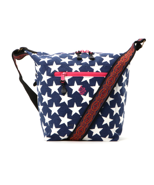 ALDIES（アールディーズ）の「James Shoulder  帆布 ショルダー（ショルダーバッグ・メンズ・ブルーグリーン/ブラック×ホワイト/ブラウン/バーガンディー/ブラック/ネイビー・FREE）」の4枚目の写真