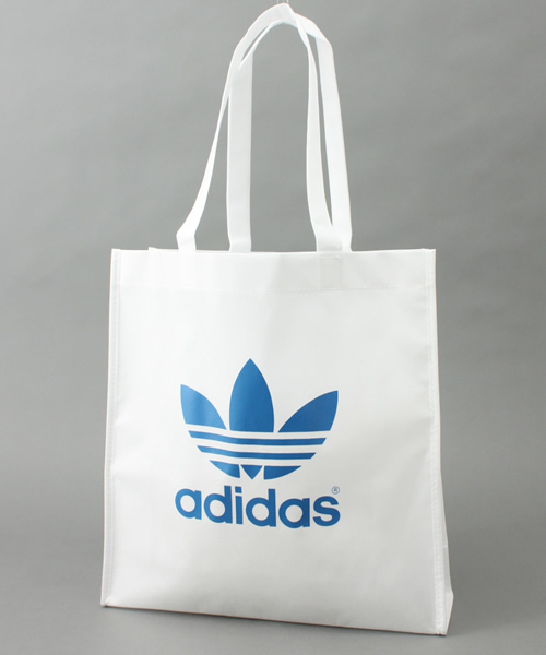 adidas Originals（アディダスオリジナルス）の「TREFOIL SHOPPER（トートバッグ・ホワイト/ブルー/ピンク・ﾌﾘ-）」の2枚目の写真