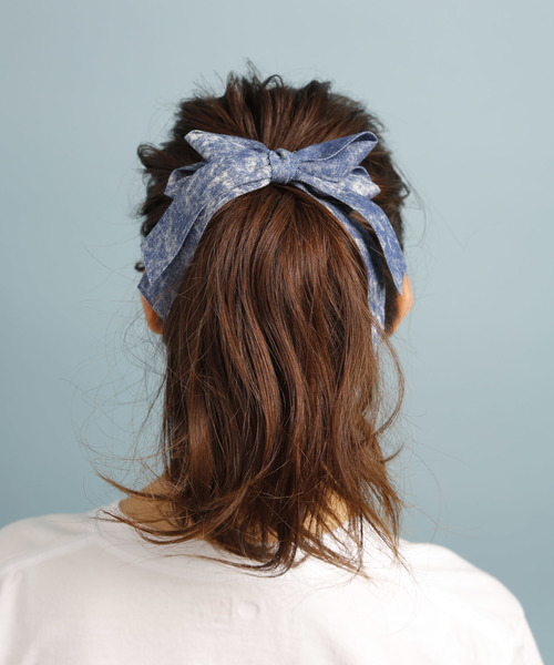 PLAIN CLOTHING(プレーンクロージング)の「デニムリボンヘアゴム【PLAIN CLOTHING】(ヘアゴム・レディース・ライトブルー/ブルー・FREE)」の5枚目の写真