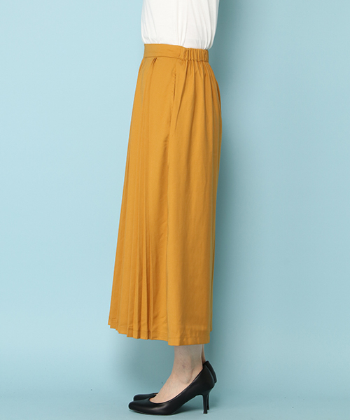 notch.(ノッチ)の「ピンプリーツスカーチョ(その他パンツ・レディース・ブラック/マスタード・M)」の6枚目の写真