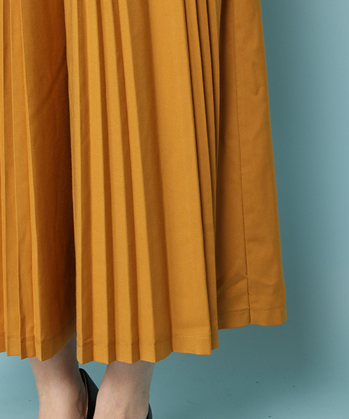 notch.(ノッチ)の「ピンプリーツスカーチョ(その他パンツ・レディース・ブラック/マスタード・M)」の11枚目の写真