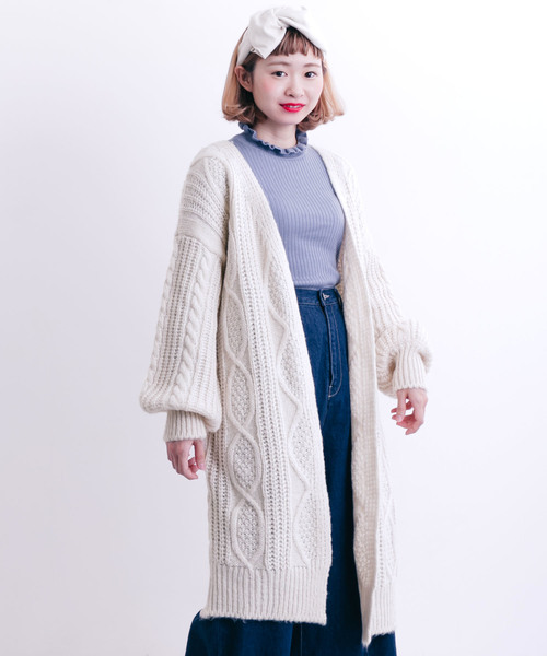 MERLOT（メルロー）の「ケーブルニットロングカーディガン6282（カーディガン/ボレロ・レディース・ブラック/オフホワイト/イエロー/グリーン・FREE）」の2枚目の写真