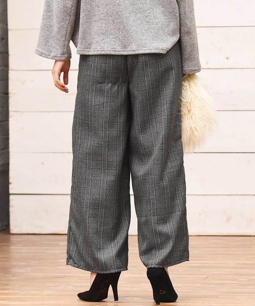 Luz Llena（ラズレナ）の「[ベルト付き]起毛グレンチェック柄ワイドパンツ（その他パンツ・レディース・ブラック/ブラウン・MEDIUM）」の8枚目の写真