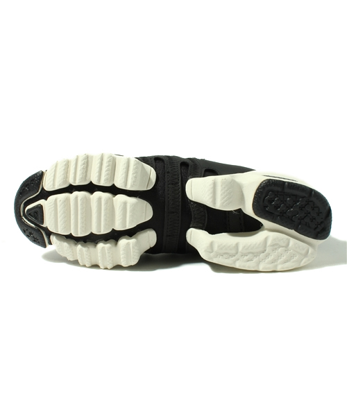 MIDWEST(ミッドウエスト)の「adidas slvr ローカットスニーカー(スニーカー・メンズ・ブラック・MEDIUM/LARGE)」の5枚目の写真