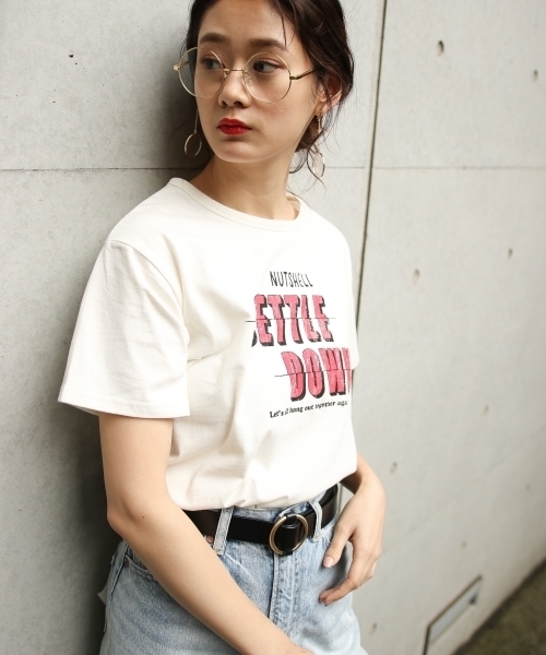 PAGEBOY（ページボーイ）の「ロゴプリントTシャツ（Tシャツ/カットソー・レディース・ブラック/オフホワイト/ライトグレー・FREE）」の2枚目の写真