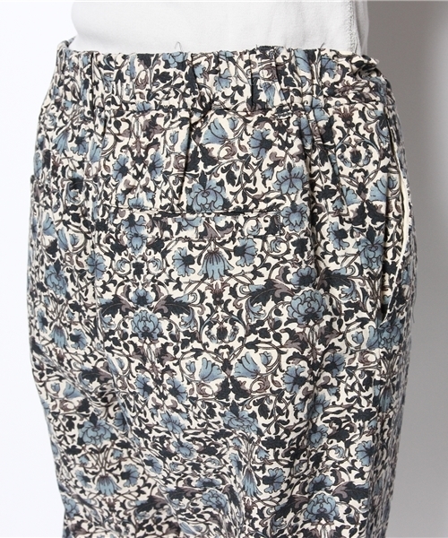 PUAL CE CIN（ピュアルセシン）の「花　プリントパンツ（その他パンツ・レディース・マスタード/ブラウン/ネイビー・FREE）」の7枚目の写真