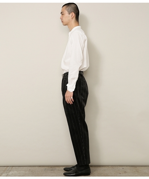 ADAM ET ROPE'(アダムエロペ)の「マルチストライプコールパンツ(その他パンツ・メンズ・ブラック/ベージュ・M/L)」の5枚目の写真