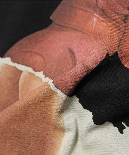 HYSTERIC GLAMOUR（ヒステリックグラマー）の「MARCH-1975 COVER pt T-SH（Tシャツ/カットソー・メンズ・イエロー/ブルー/ブラック・SMALL/MEDIUM/LARGE）」の7枚目の写真