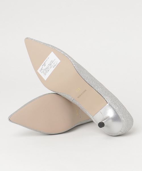 V SEVEN TWELVE THIRTY（ヴィセヴントゥエルヴサーティ）の「Ｖカットキトゥンヒールパンプス（パンプス・レディース・ネイビー/ブラック×ホワイト/グレー/レッド/シルバー/ピンク・22.5cm/23.5cm/23cm/24.5cm/24cm）」の7枚目の写真