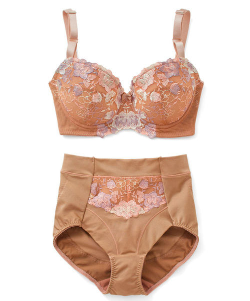 flufeel（フラフィール）の「バスト＆ヒップをグイッとアップ！ボディーライン格上げ　プルアップブラ＆ショーツ（ブラ&ショーツ・レディース・ベージュ/ライトブラウン/ピンク系その他・16）」の4枚目の写真