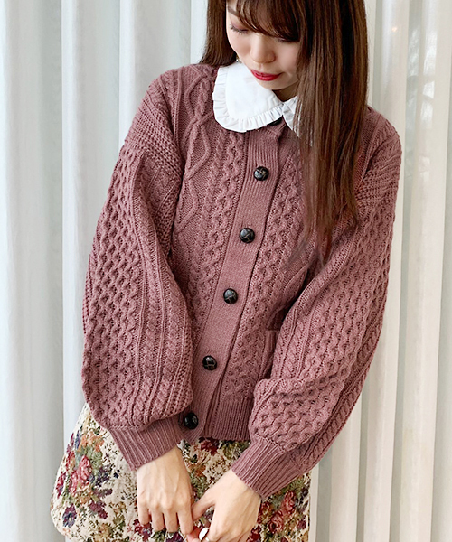 apres jour（アプレジュール）の「ケーブルクルーカーディガン【ZOZOTOWN限定アイテム】（カーディガン/ボレロ・レディース・ブルー/モカ/ラベンダー/スモークピンク/ライトベージュ・フリー）」の18枚目の写真