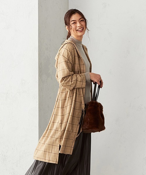 COMME CA ISM(コムサイズム)の「チェック柄 フーデット シャツワンピース(シャツワンピース・レディース・ダークブラウン/ベージュ・MEDIUM/LARGE)」の17枚目の写真