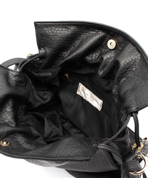 NANO universe（ナノユニバース）の「Fレザードロストバッグ（ショルダーバッグ・レディース・ホワイト/キャメル/ネイビー/ブラック・FREE）」の5枚目の写真