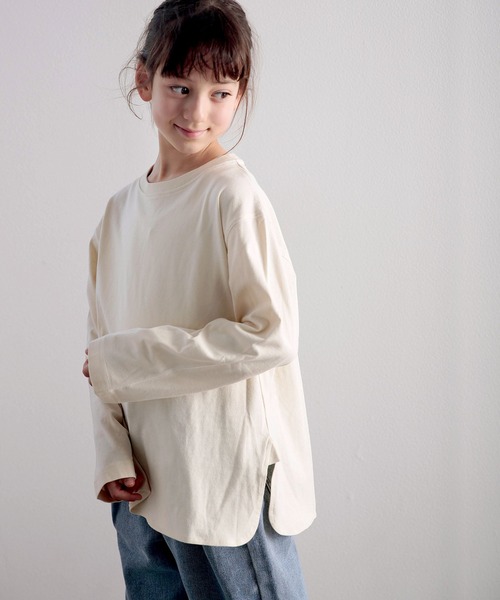 classicalelf(クラシカルエルフ)の「キッズ サイドスリット入りビッグシルエットロングTシャツ(長袖)(Tシャツ/カットソー・キッズ・ホワイト/ブラック/ベージュ/モカ/ブラウン系その他/グリーン系その他・130/140/150)」の5枚目の写真