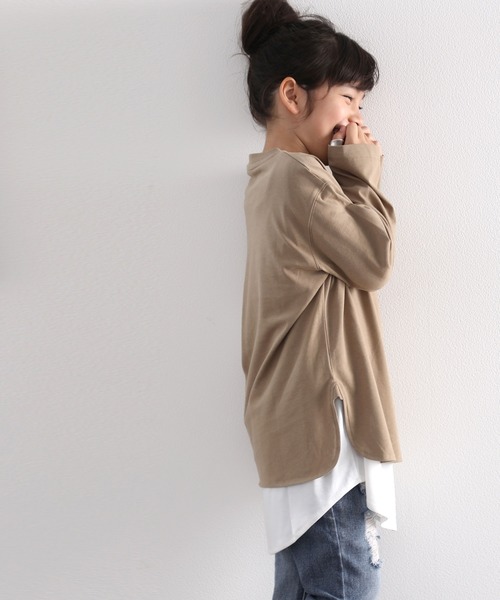 classicalelf(クラシカルエルフ)の「キッズ サイドスリット入りビッグシルエットロングTシャツ(長袖)(Tシャツ/カットソー・キッズ・ホワイト/ブラック/ベージュ/モカ/ブラウン系その他/グリーン系その他・130/140/150)」の6枚目の写真