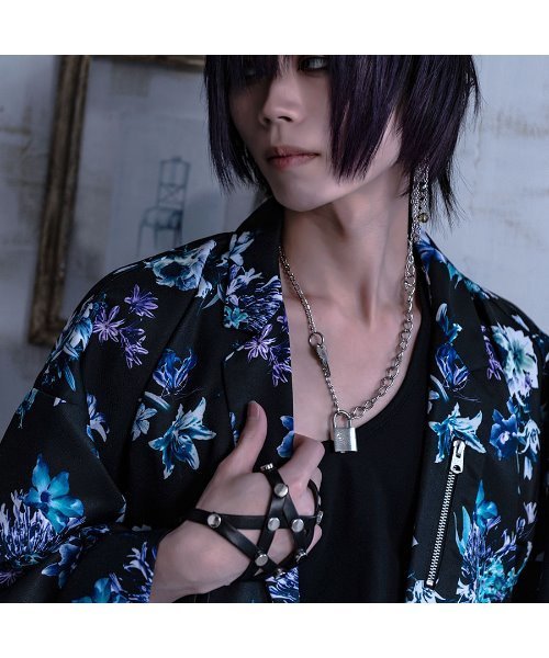 00s archive civarize lace arm warmers v系