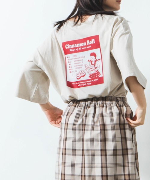 WEGO（ウィゴー）の「WEGO/アソートレトロプリントTシャツ（Tシャツ/カットソー・レディース・ホワイト系その他/ベージュ/ホワイト/サックスブルー・FREE）」の3枚目の写真