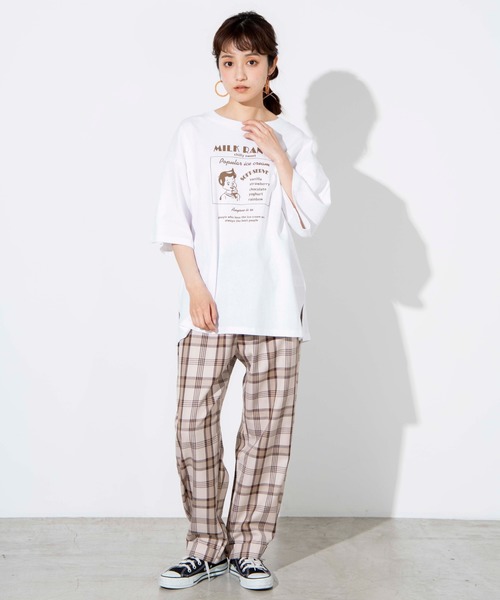 WEGO（ウィゴー）の「WEGO/アソートレトロプリントTシャツ（Tシャツ/カットソー・レディース・ホワイト系その他/ベージュ/ホワイト/サックスブルー・FREE）」の7枚目の写真