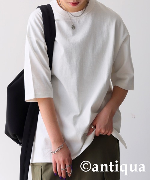 antiqua(アンティカ)の「綿100%オーバーサイズバスクTシャツ(Tシャツ/カットソー・レディース・ベージュ/オフホワイト/ブラック/アッシュグレー/アイボリー/ブラウン系その他/ブルー系その他3/ブルー系その他/ピンク系その他/グリーン系その他2/グリーン系その他/ブルー系その他2/オレンジ系その他/レッド系その他/グリーン系その他3/ライトグレー・M/L/XL)」の17枚目の写真