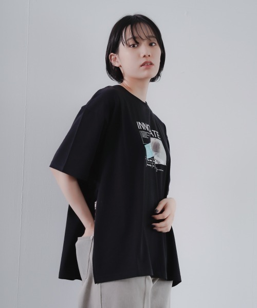 PAGEBOY(ページボーイ)の「トランスグラフィックTシャツ(Tシャツ/カットソー・レディース・ブラック/オフホワイト・FREE)」の1枚目の写真