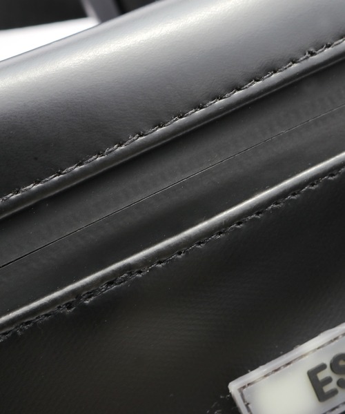 FOG ESSENTIALS(エフオージーエッセンシャルズ)の「ESSENTIALS/エッセンシャルズ FOG WAIST POUCH ウエストポーチ(ボディバッグ/ウエストポーチ・メンズ・ブラック・ONE SIZE)」の5枚目の写真