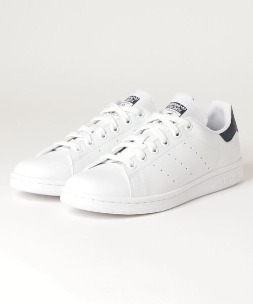 adidas Originals(アディダスオリジナルス)の「adidas Originals/アディダス オリジナルス STAN SMITH VEGAN/スタンスミス ヴィーガン(スニーカー・メンズ・ホワイト×ネイビー・23.5cm/24cm/24.5cm/25cm/25.5cm/26cm/26.5cm/27cm/27.5cm/28cm/23cm)」の1枚目の写真