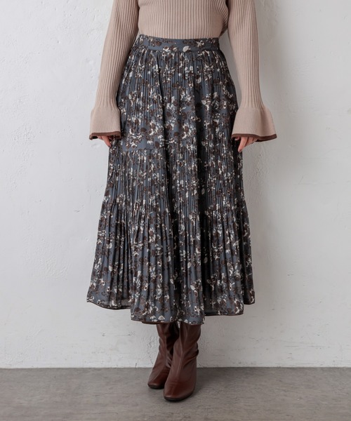 natural couture（ナチュラルクチュール）の「アシメティアードプリーツスカート（スカート・レディース・ブラック系その他/ベージュ系その他/ブルー系その他・FREE）」の17枚目の写真