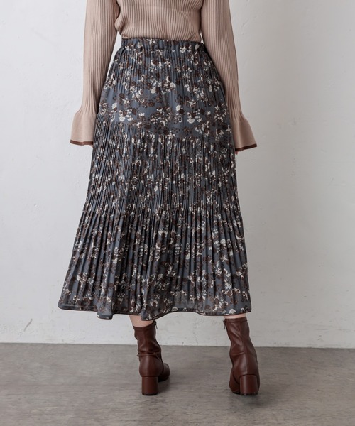 natural couture（ナチュラルクチュール）の「アシメティアードプリーツスカート（スカート・レディース・ブラック系その他/ベージュ系その他/ブルー系その他・FREE）」の19枚目の写真