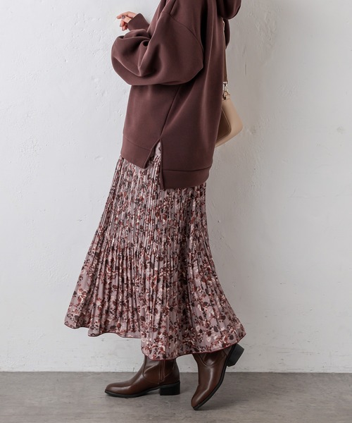 natural couture（ナチュラルクチュール）の「アシメティアードプリーツスカート（スカート・レディース・ブラック系その他/ベージュ系その他/ブルー系その他・FREE）」の10枚目の写真