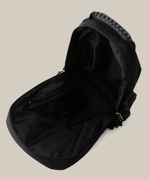 ADAM ET ROPE'(アダムエロペ)の「【ROUTINE】バックパック(バックパック/リュック・メンズ・ブラック・FREE)」の2枚目の写真