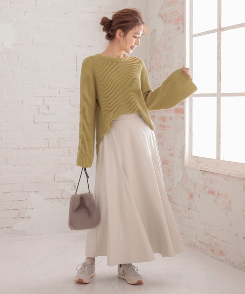 KOBE LETTUCE（コウベレタス）の「袖ボタンデザインニットトップス[C5141]（ニット/セーター・レディース・ブラック/イエロー系その他/グレイッシュベージュ・FREE）」の13枚目の写真