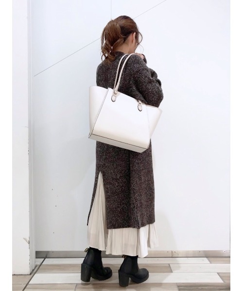アンドシュエット chouette スカラップA4トート ブラック 新品未使用 アンドシュエット chouette スカラップA4トート ブラック 新品未