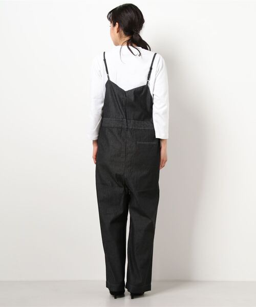 blanc basque（ブランバスク）の「【ＢＬＡＮＣ　ｂａｓｑｕｅ】ライトデニムサロペット（サロペット/オーバーオール・レディース・ブラック/インディゴブルー・FREE）」の4枚目の写真