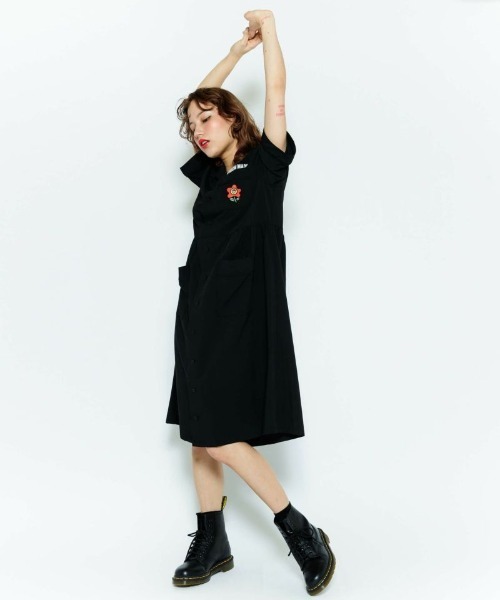 Candy Stripper（キャンディストリッパー）の「GOOD TIME FLOWERS シャツワンピース（ワンピース・レディース・グリーン/ブラック/ラベンダー・2）」の2枚目の写真