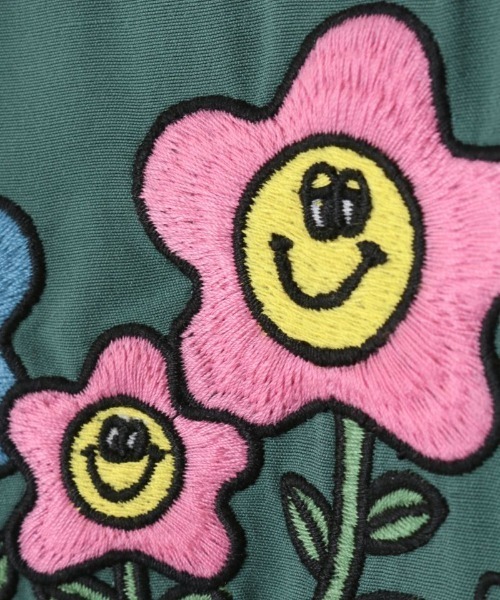 Candy Stripper（キャンディストリッパー）の「GOOD TIME FLOWERS シャツワンピース（ワンピース・レディース・グリーン/ブラック/ラベンダー・2）」の8枚目の写真