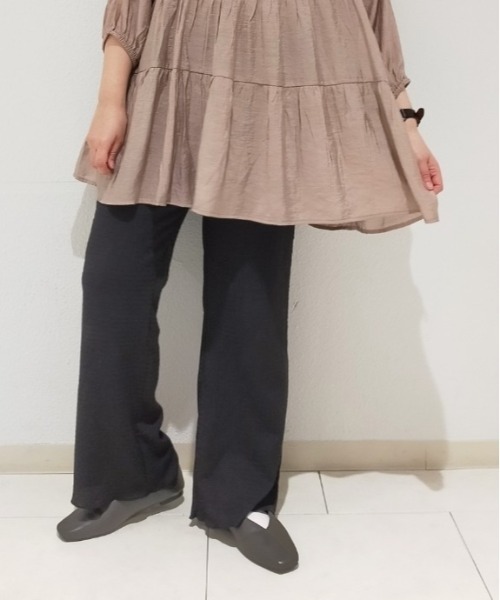 Samansa Mos2 blue（サマンサモスモスブルー）の「シャーリングパンツ（その他パンツ・レディース・ミント/ブラック/キナリ/オフホワイト・ﾌﾘ-）」の4枚目の写真