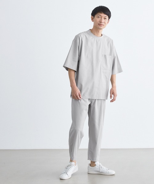 Loungewear tokyo（ラウンジウェアトウキョウ）の「【セットアップ】麻レーヨンリラックス オーバーサイズ1ポケット半袖Tシャツ＆ラウンジテーパードワイドイージーパンツ ワンマイルウェア（ルームウェア/パジャマ・メンズ・ブラック/ベージュ/ネイビー/カーキ/グレー系その他/キナリ・M/L/XL）」の15枚目の写真