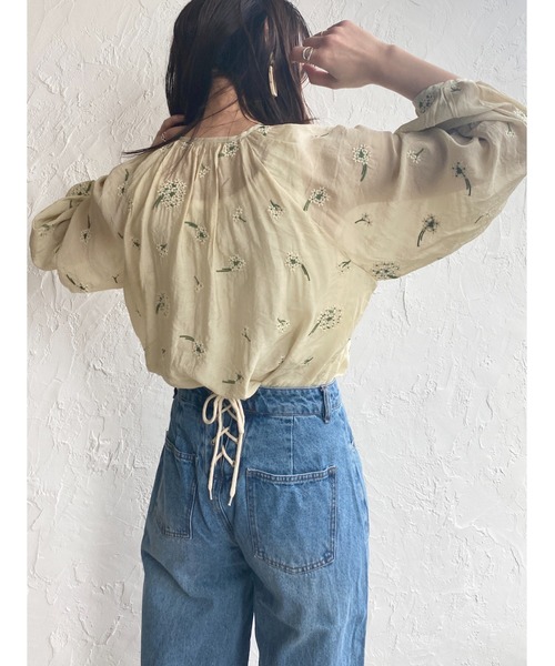 She's Closet（シーズクローゼット）の「花柄刺繍シアーブラウス（シャツ/ブラウス・レディース・ライトベージュ・FREE）」の8枚目の写真