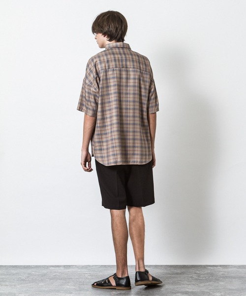 SLICK（スリック）の「レーヨンヴィンテージチェックドロップショルダーシャツ（シャツ/ブラウス・メンズ・ベージュ/ブラウン・1/2/3）」の16枚目の写真